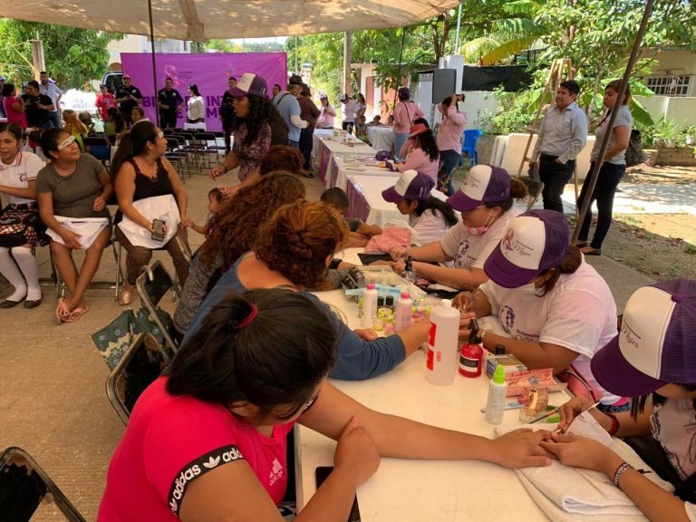 “Brigada Integral de la Mujer” llega a la colonia Patria Libre.