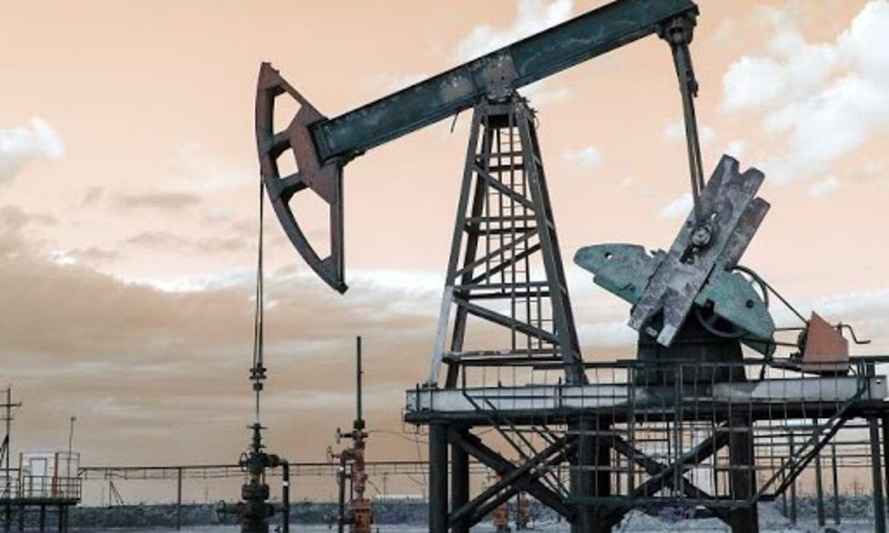 Precios del petróleo se disparan tras anuncio de la FED