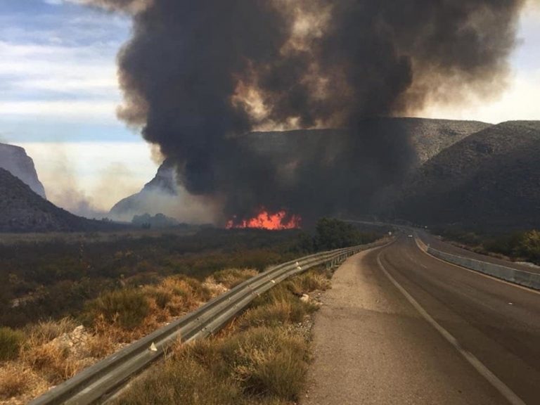 Combaten en la Región Sureste de Coahuila dos incendios