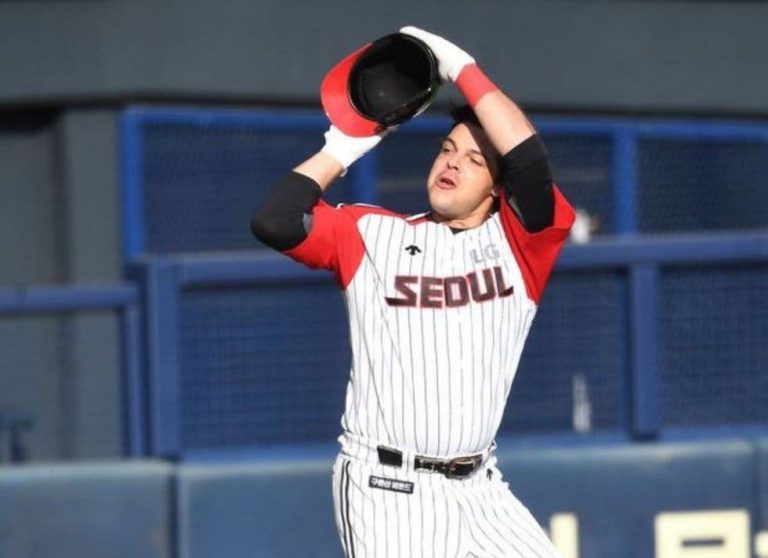 El beisbolista mexicano que la está rompiendo en la Liga de Corea