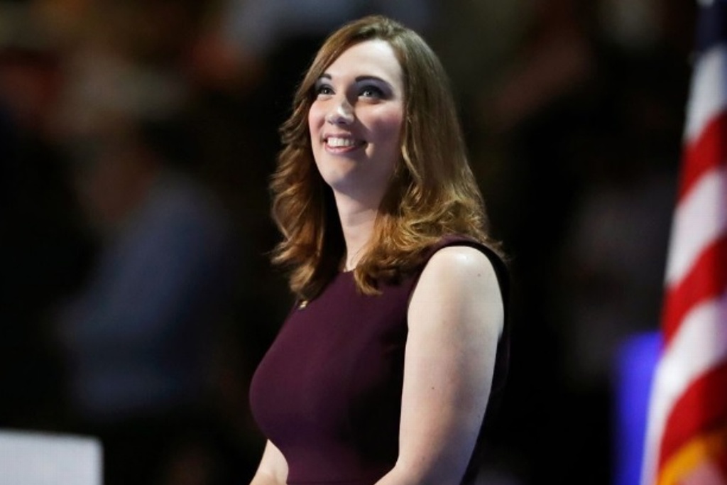 Sarah McBride se convierte en la primera senadora trans de EU