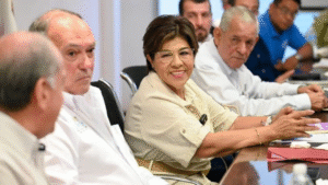 ROSA MARIA ESPEJO EL CLARIN VERACRUZANO.png